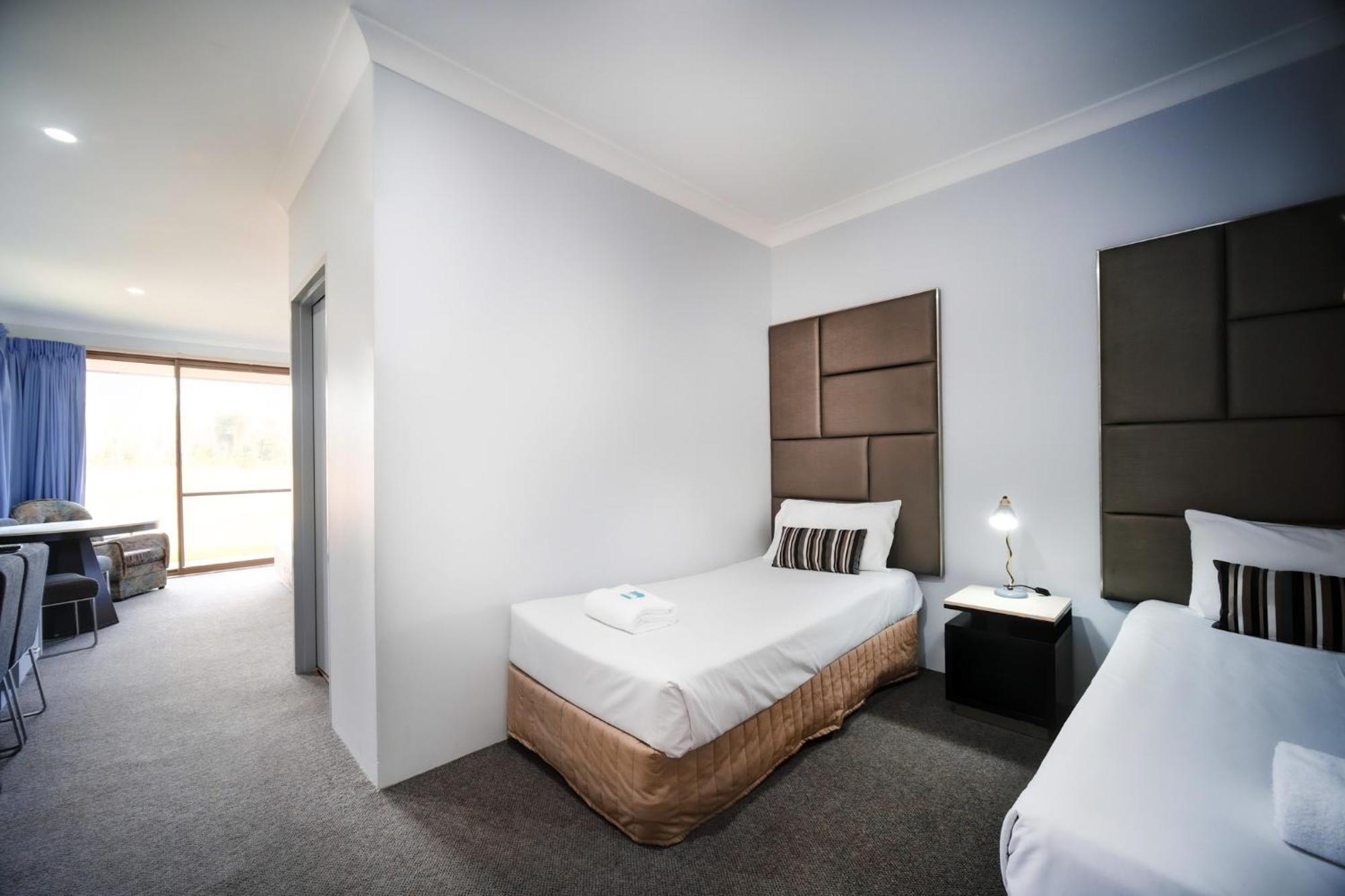 Island Palms Motor Inn Forster Kamer foto