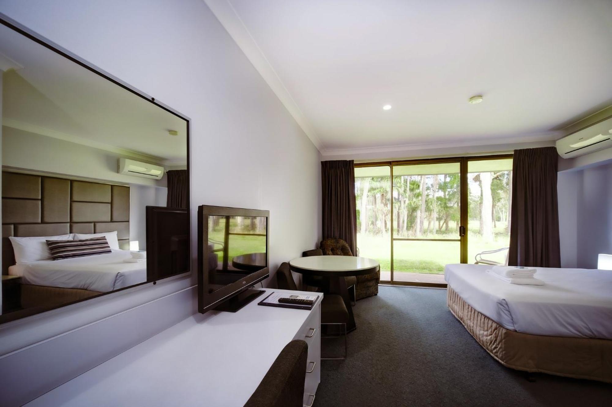 Island Palms Motor Inn Forster Kamer foto