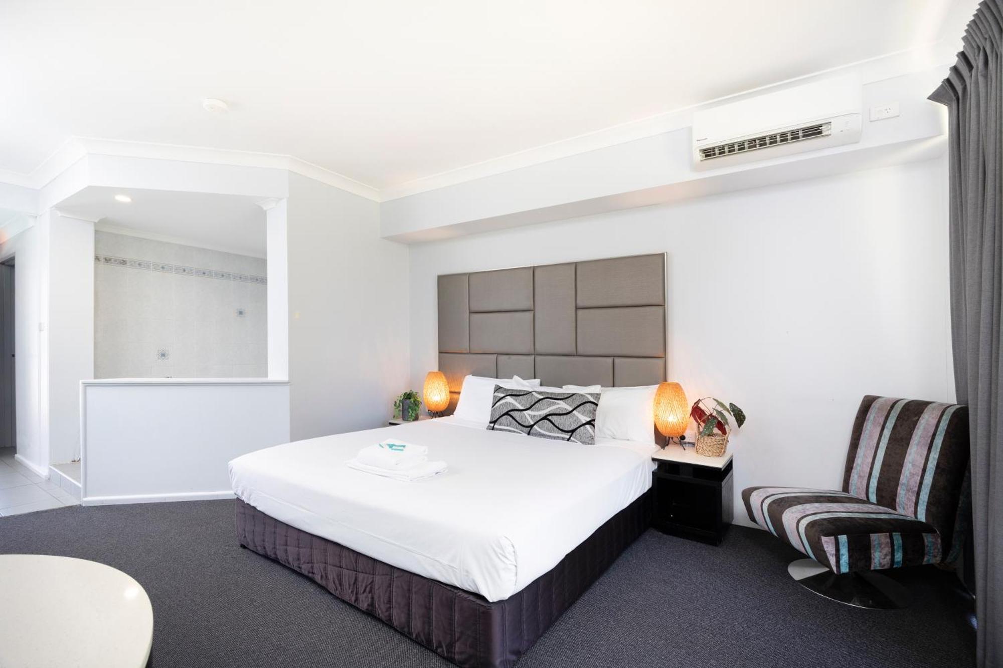 Island Palms Motor Inn Forster Buitenkant foto